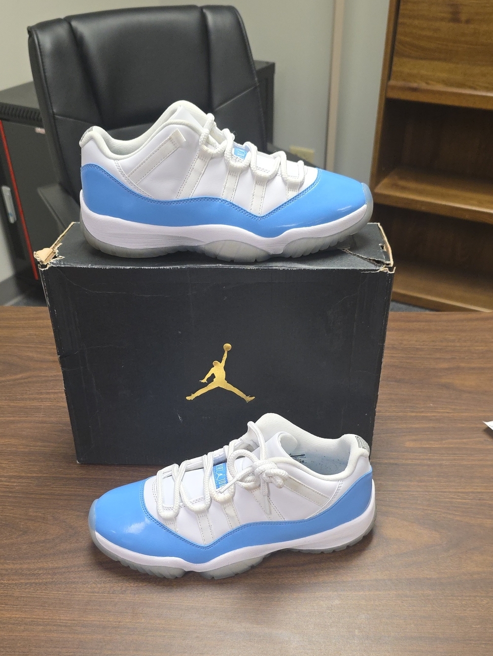 Jordan 11 Retro Low UNC White/University Blue 528895-106 Men's 9 OG All